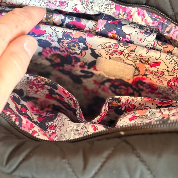 Vera Bradley Laptop Tote - Picture 4 of 6